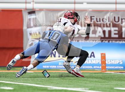 Thumbnail 2 in Glens Falls vs. Batavia (NYSPHSAA Class B Final) photogallery.