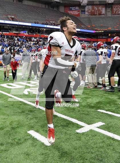 Thumbnail 2 in Glens Falls vs. Batavia (NYSPHSAA Class B Final) photogallery.