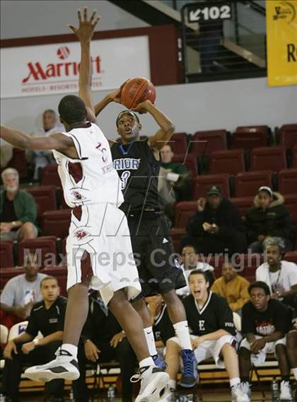 Thumbnail 2 in Woodside Priory vs. Eastside College Prep (CIF CCS D5 Final) photogallery.