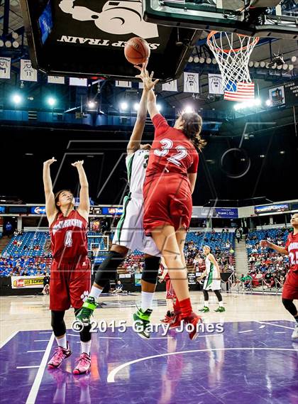 Thumbnail 1 in McClatchy vs. St. Mary's (CIF SJS D1 Final) photogallery.