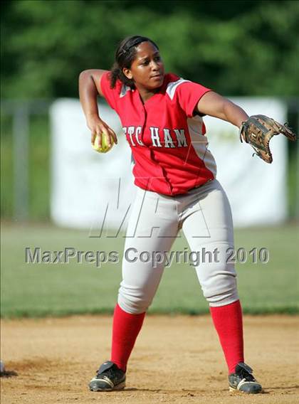 Thumbnail 2 in North Rockland vs. Roy C Ketcham (Section 1 Class AA Final) photogallery.