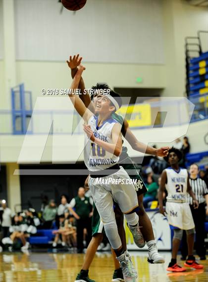 Thumbnail 3 in Moreau Catholic @ Newark Memorial photogallery.