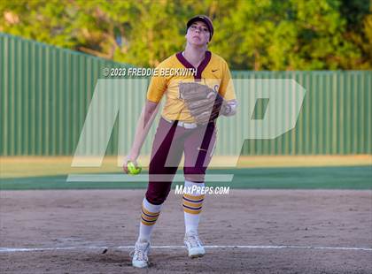 Thumbnail 3 in Bells @ Pottsboro photogallery.