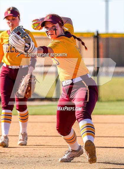 Thumbnail 1 in Bells @ Pottsboro photogallery.