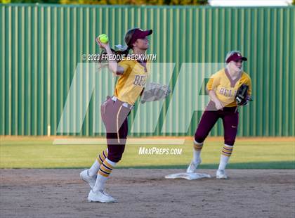 Thumbnail 1 in Bells @ Pottsboro photogallery.