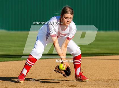 Thumbnail 3 in Bells @ Pottsboro photogallery.