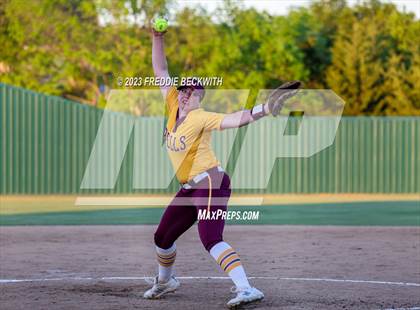 Thumbnail 1 in Bells @ Pottsboro photogallery.