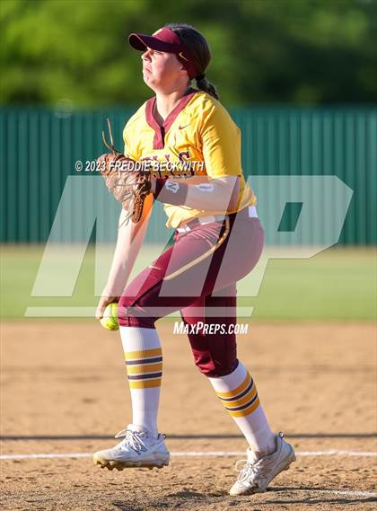 Thumbnail 1 in Bells @ Pottsboro photogallery.