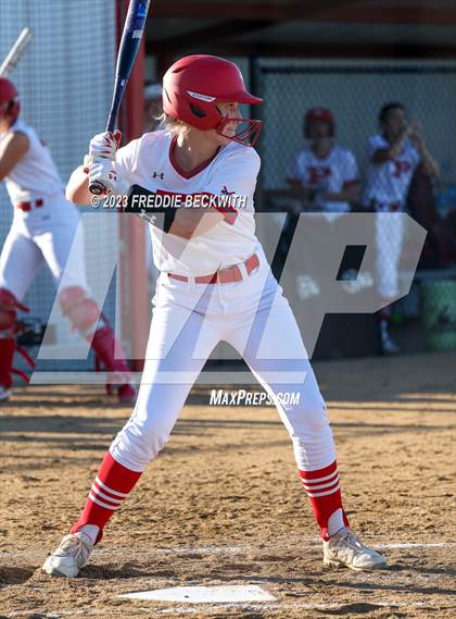 Thumbnail 2 in Bells @ Pottsboro photogallery.