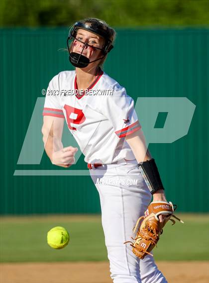 Thumbnail 3 in Bells @ Pottsboro photogallery.