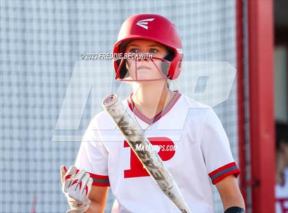 Thumbnail 1 in Bells @ Pottsboro photogallery.