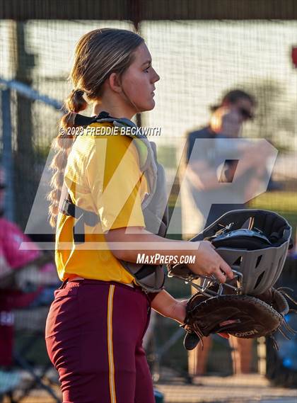 Thumbnail 2 in Bells @ Pottsboro photogallery.