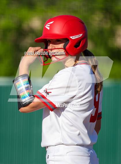 Thumbnail 1 in Bells @ Pottsboro photogallery.