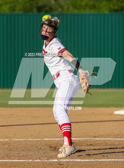 Thumbnail 3 in Bells @ Pottsboro photogallery.