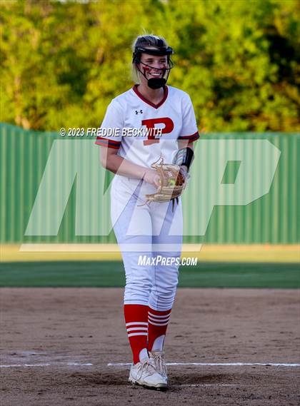 Thumbnail 3 in Bells @ Pottsboro photogallery.