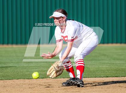 Thumbnail 2 in Bells @ Pottsboro photogallery.