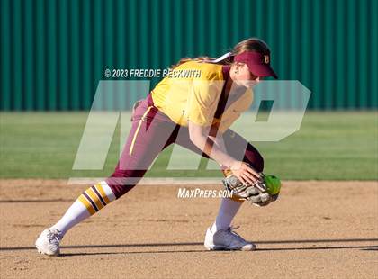 Thumbnail 3 in Bells @ Pottsboro photogallery.