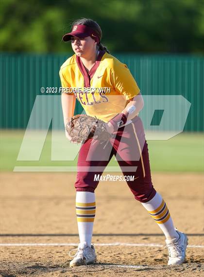 Thumbnail 3 in Bells @ Pottsboro photogallery.