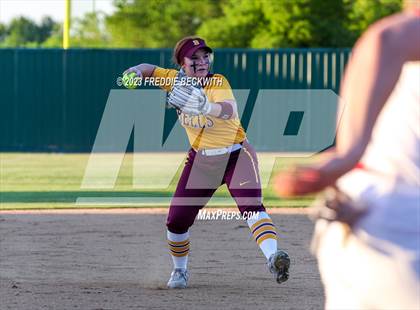 Thumbnail 1 in Bells @ Pottsboro photogallery.