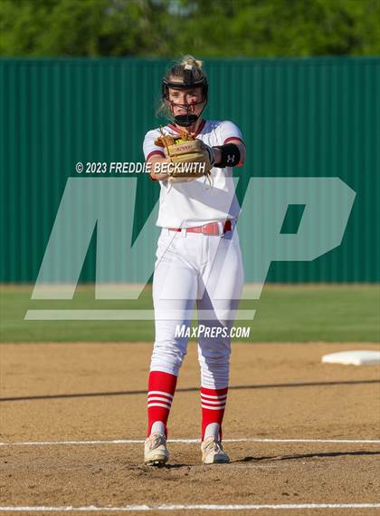 Thumbnail 1 in Bells @ Pottsboro photogallery.