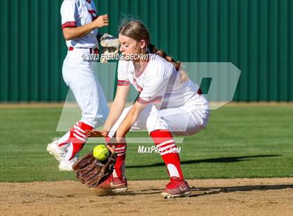 Thumbnail 1 in Bells @ Pottsboro photogallery.
