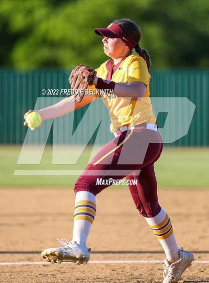 Thumbnail 2 in Bells @ Pottsboro photogallery.