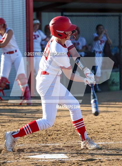 Thumbnail 1 in Bells @ Pottsboro photogallery.