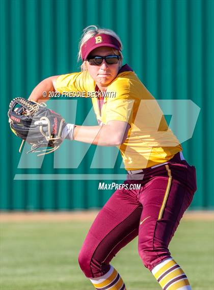 Thumbnail 1 in Bells @ Pottsboro photogallery.