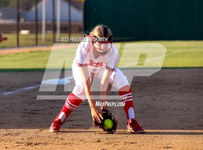 Thumbnail 3 in Bells @ Pottsboro photogallery.