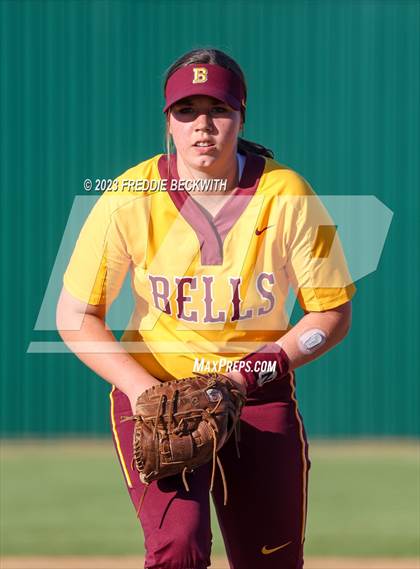 Thumbnail 2 in Bells @ Pottsboro photogallery.