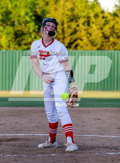 Thumbnail 1 in Bells @ Pottsboro photogallery.