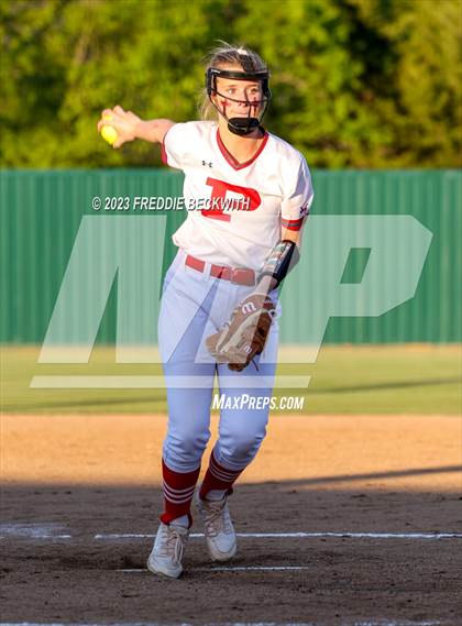 Thumbnail 3 in Bells @ Pottsboro photogallery.