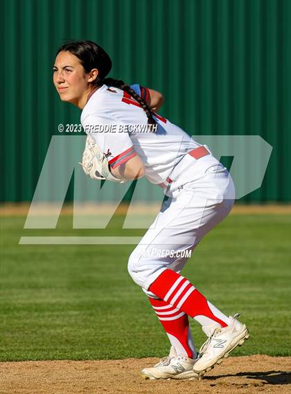 Thumbnail 3 in Bells @ Pottsboro photogallery.