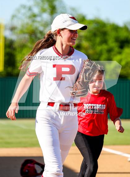 Thumbnail 2 in Bells @ Pottsboro photogallery.