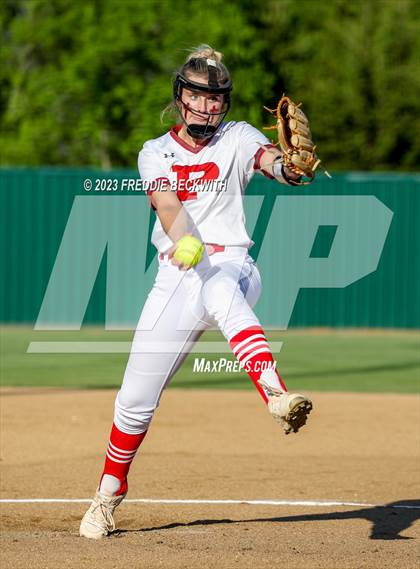 Thumbnail 2 in Bells @ Pottsboro photogallery.