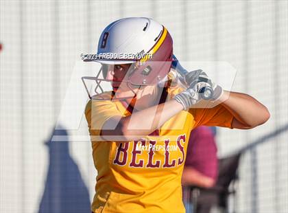 Thumbnail 1 in Bells @ Pottsboro photogallery.