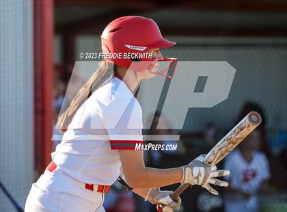 Thumbnail 3 in Bells @ Pottsboro photogallery.