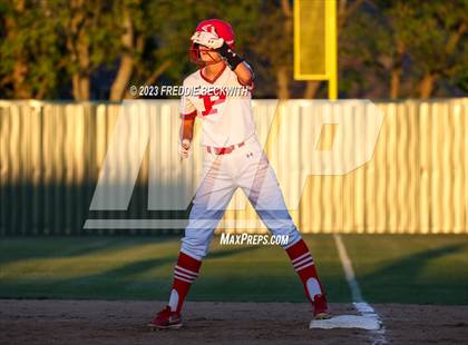 Thumbnail 1 in Bells @ Pottsboro photogallery.