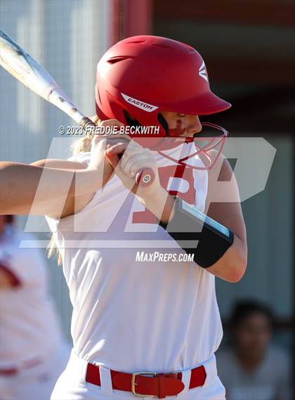 Thumbnail 3 in Bells @ Pottsboro photogallery.