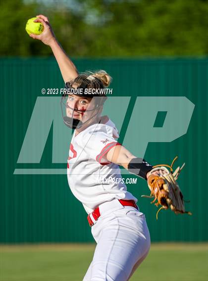 Thumbnail 1 in Bells @ Pottsboro photogallery.