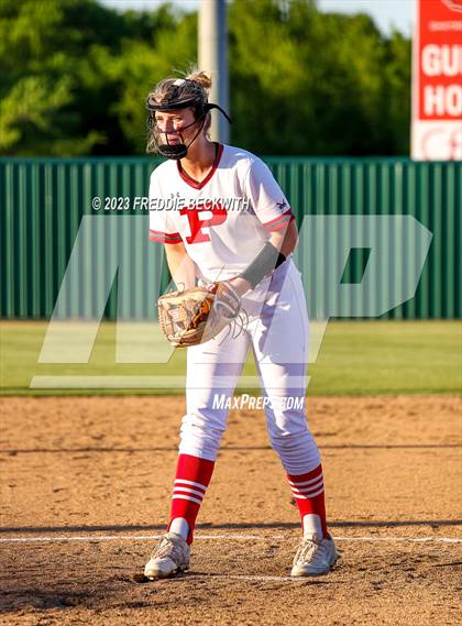 Thumbnail 3 in Bells @ Pottsboro photogallery.