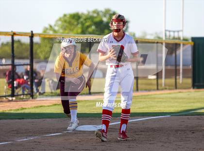 Thumbnail 1 in Bells @ Pottsboro photogallery.