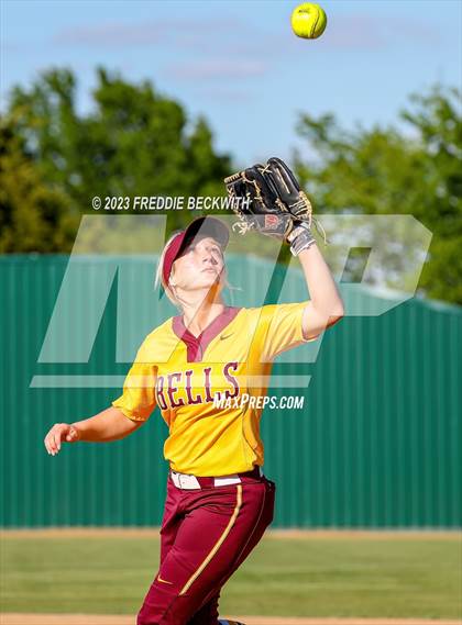 Thumbnail 2 in Bells @ Pottsboro photogallery.