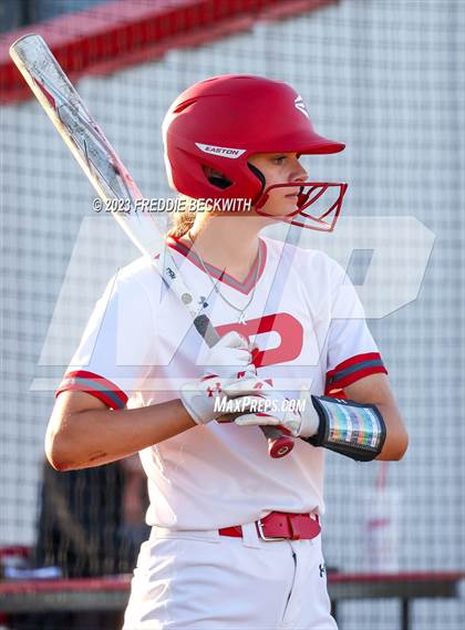 Thumbnail 3 in Bells @ Pottsboro photogallery.