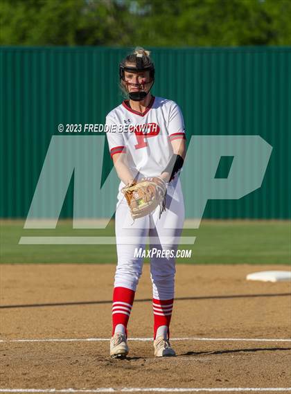 Thumbnail 3 in Bells @ Pottsboro photogallery.