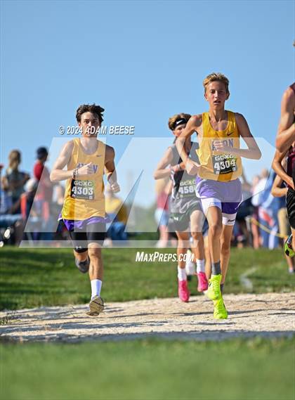 Thumbnail 2 in GlenOak Golden Eagle Invitational photogallery.