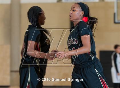 Thumbnail 1 in Sacramento vs. Salesian College Preparatory (West Coast Jamboree) photogallery.