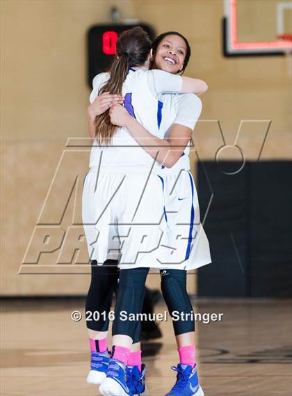 Thumbnail 1 in Sacramento vs. Salesian College Preparatory (West Coast Jamboree) photogallery.