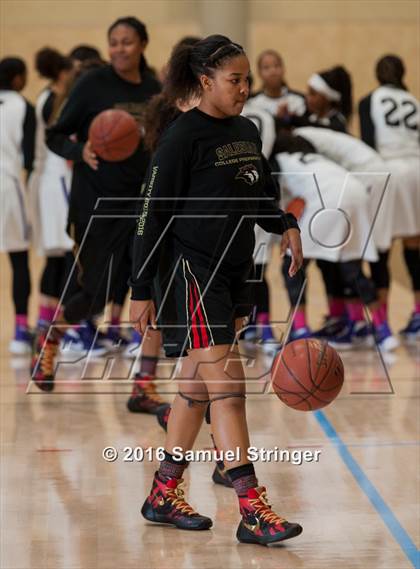 Thumbnail 1 in Sacramento vs. Salesian College Preparatory (West Coast Jamboree) photogallery.