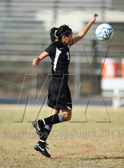 Thumbnail 2 in Tanque Verde vs Catalina (Panther Soccer Tournament) photogallery.